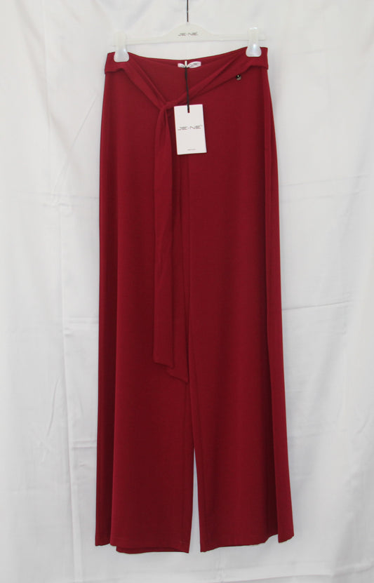 Pantaloni larghi